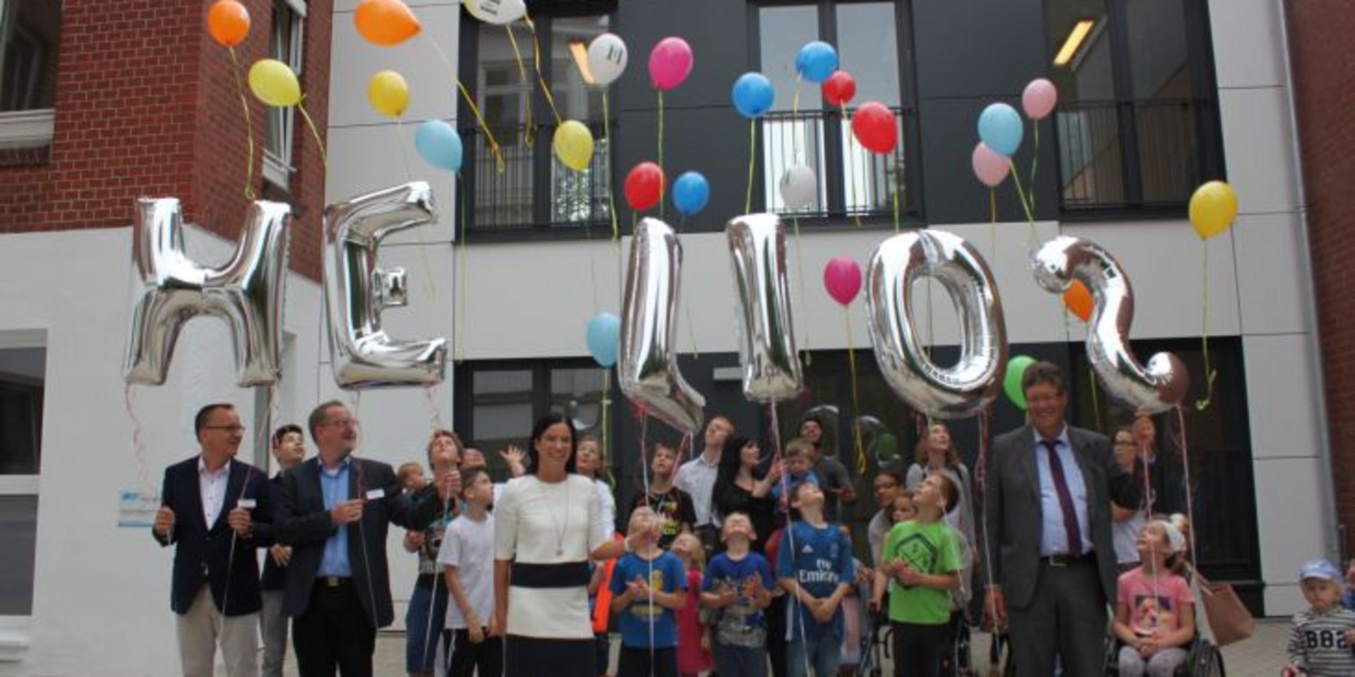 Mehr Reha-Plätze für junge Menschen: Erweiterungsbau der HELIOS Klinik Geesthacht eröffnet
