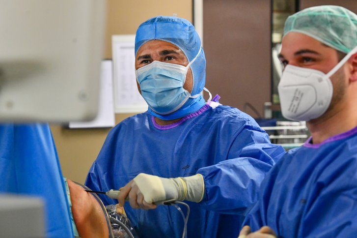 Schulterschmerzen richtig behandeln