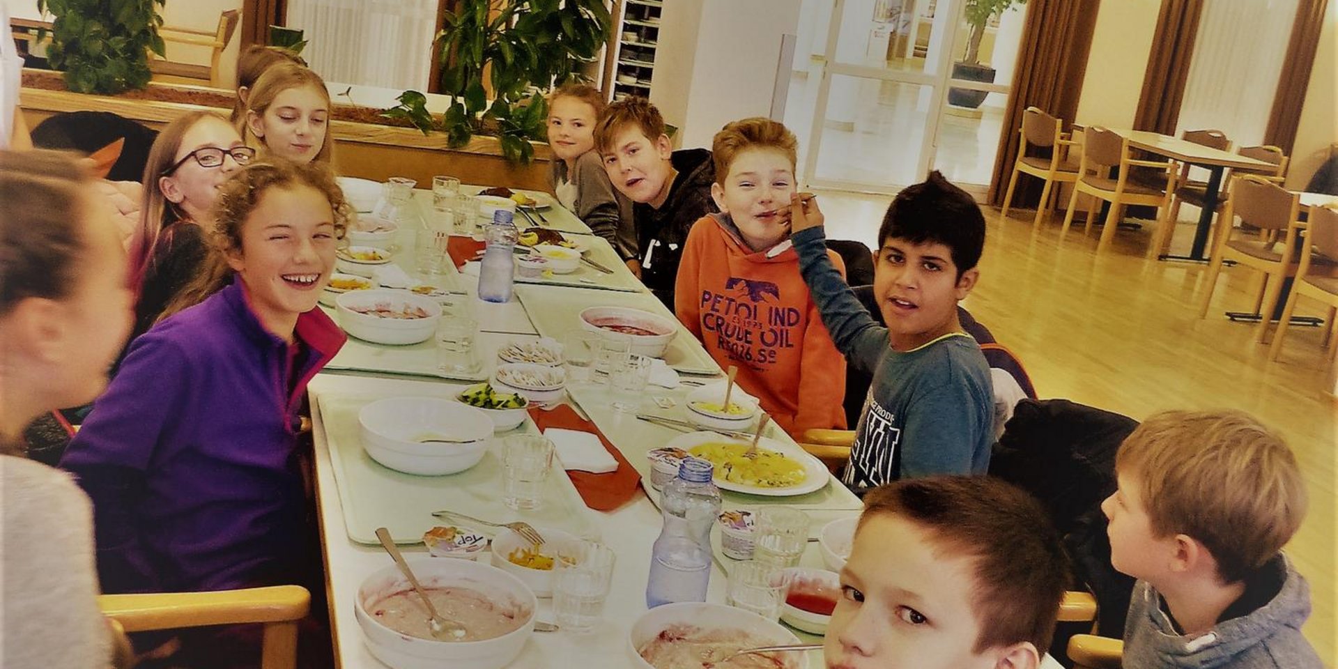 Wie lange sitzt du schon im Rollstuhl?