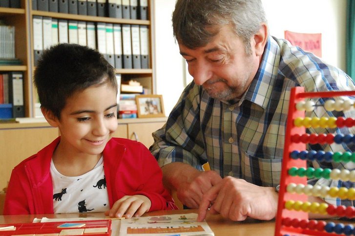 Große Schritte für ein kleines Mädchen