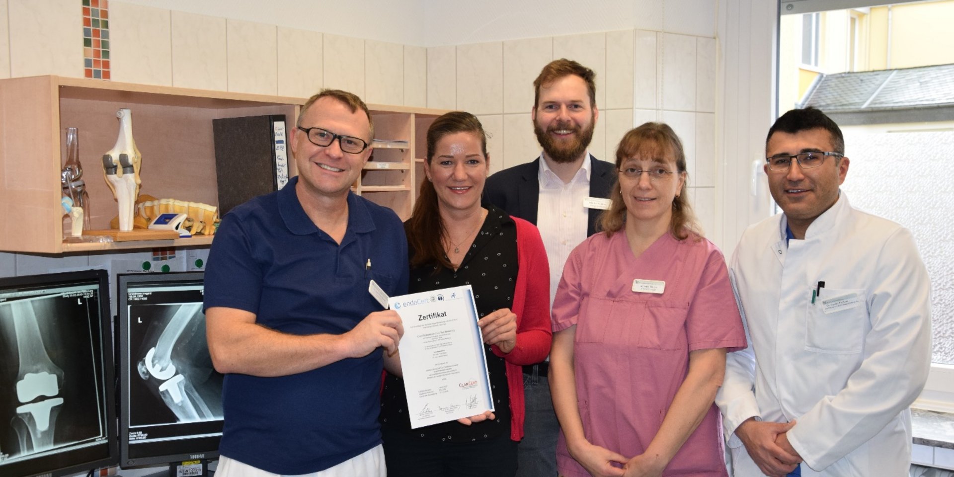 Experten für künstliche Gelenke: HELIOS Klinik ist zertifiziertes EndoProthetikZentrum