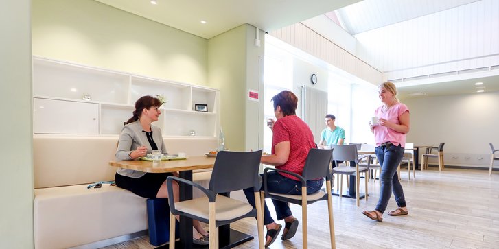 Speisesaal der VAMED Rehaklinik Bad Salzdetfurth