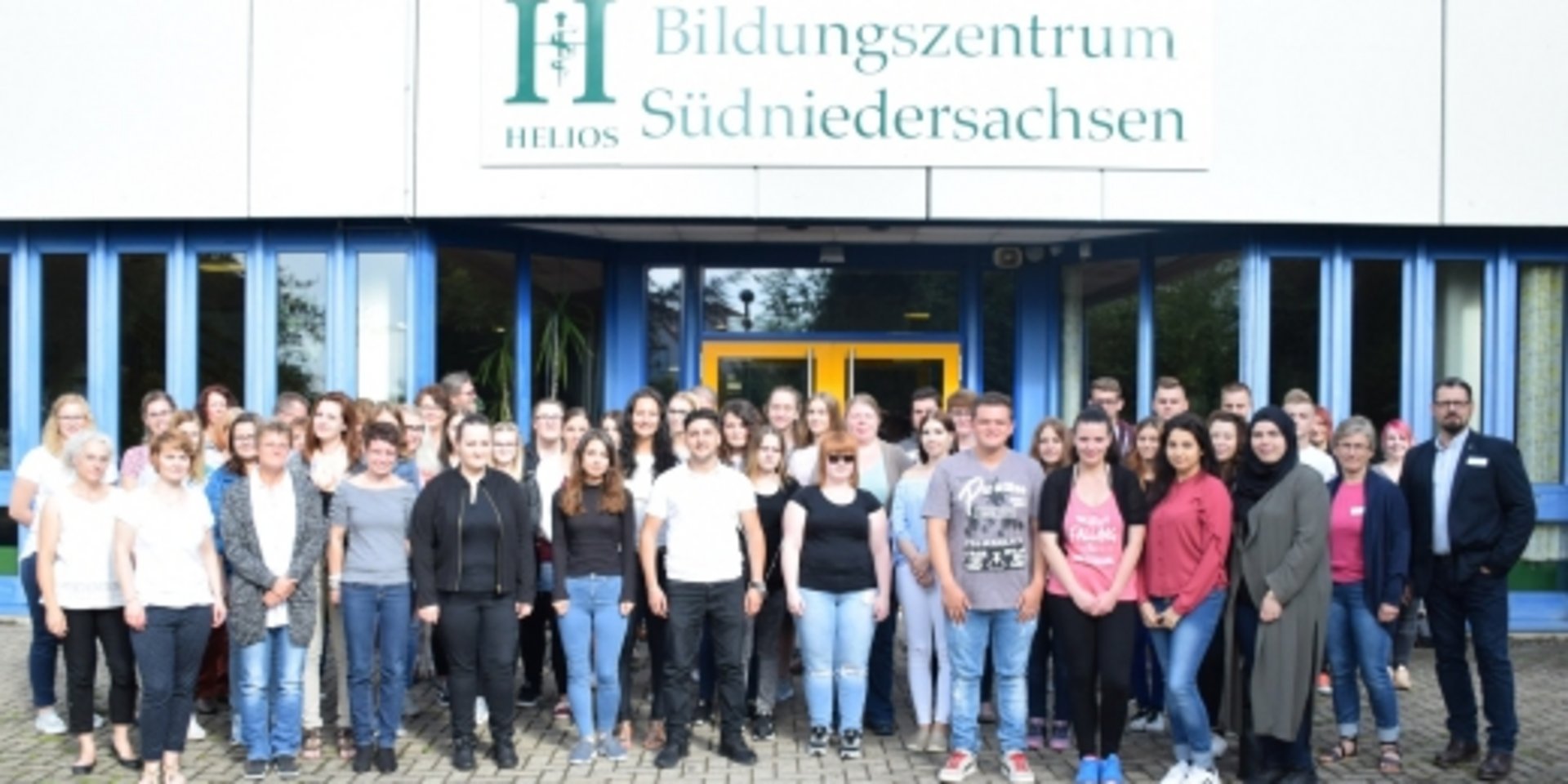 38 angehende Gesundheits- und Krankenpfleger starten ihre Ausbildung