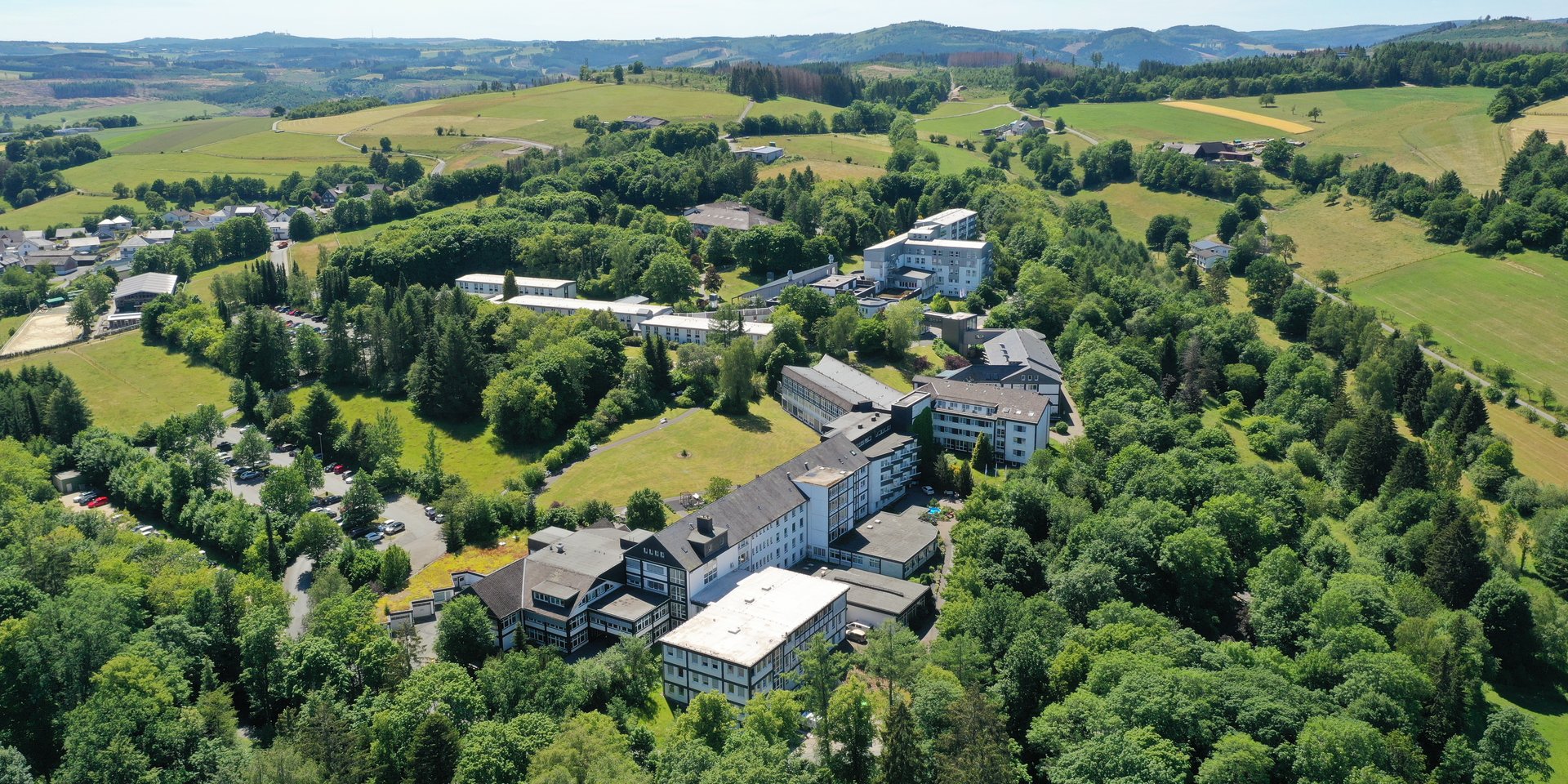 Nahtlos und bequem parken an der VAMED Rehaklinik Bad Berleburg