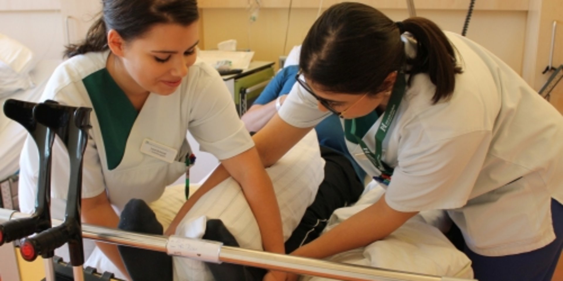 Jetzt wird´s ernst: Erster Stationseinsatz für die Auszubildenden der Gesundheits- und Krankenpflege in den HELIOS Kliniken Herzberg/Osterode, Northeim, Bad Gandersheim